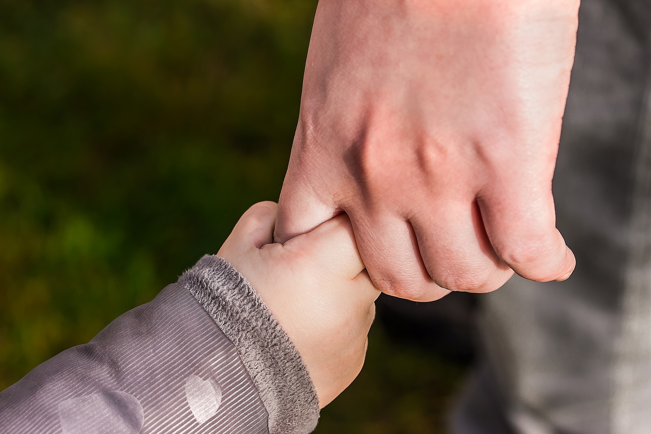 子供の全身発疹で病院を受診する際の注意点は？