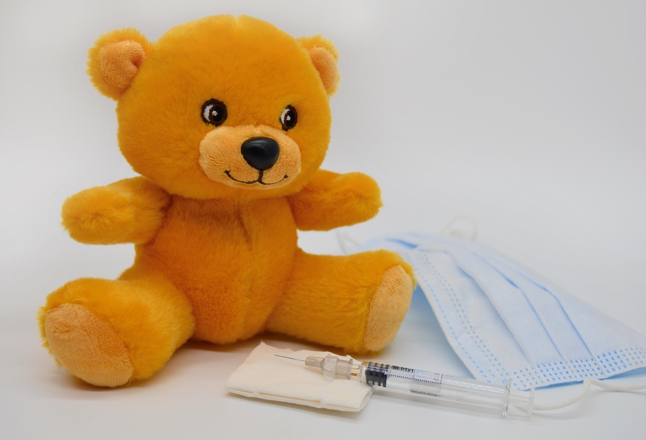 子供が発熱したときに小児科を受診するべき理由は？