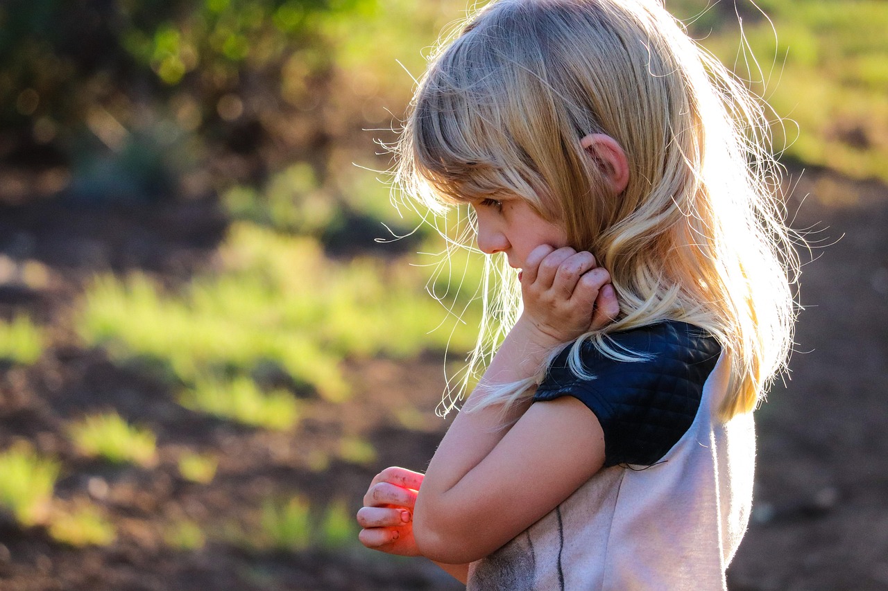 子供が高所から落下した場合の受診方法は？